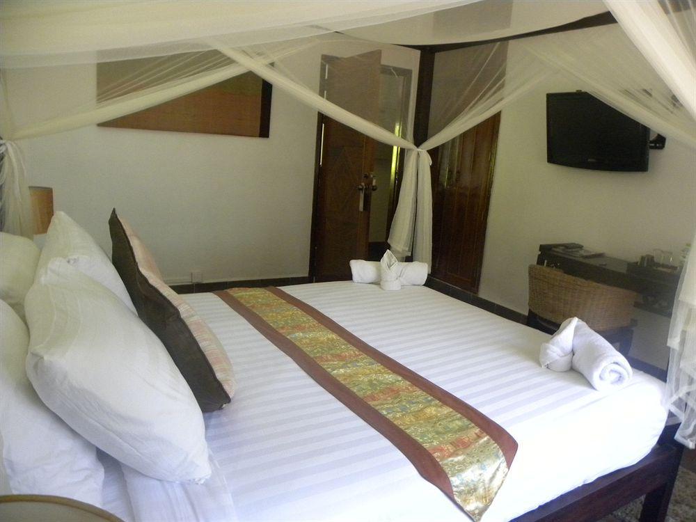 The Willow Boutique Hotel 프놈펜 외부 사진